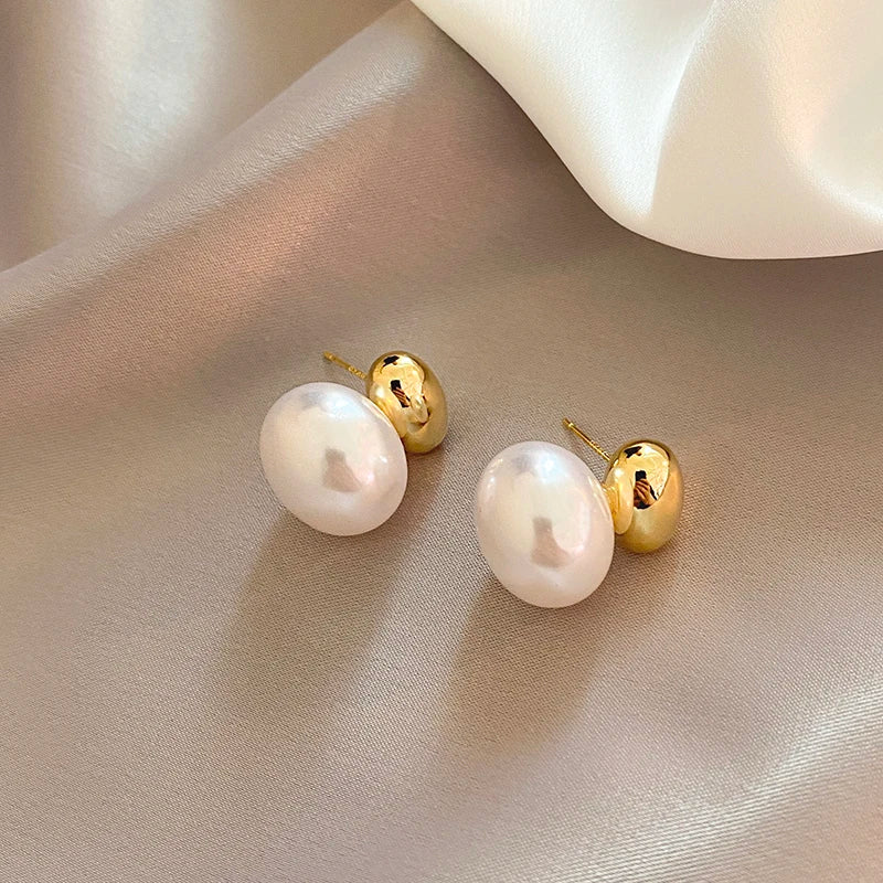 Elegant Gold Bean Spliced Pearl Earrings