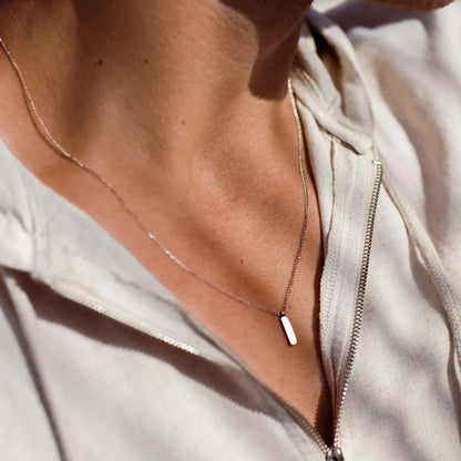 Minimal Pendant Necklace