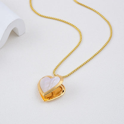 Romantic Locket Pendant Necklace
