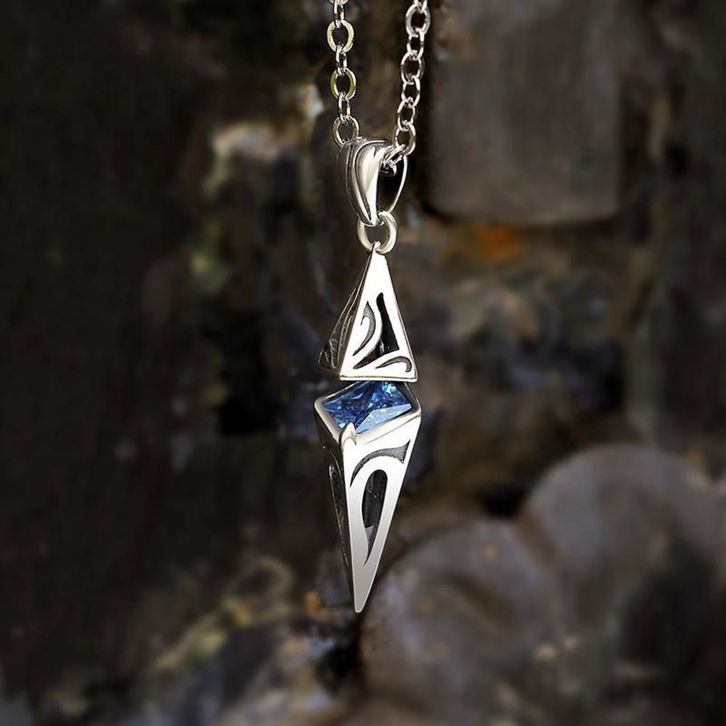 Stylish Blue Stone Necklace